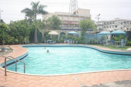 Ambassador Hotel Lahore - image 30