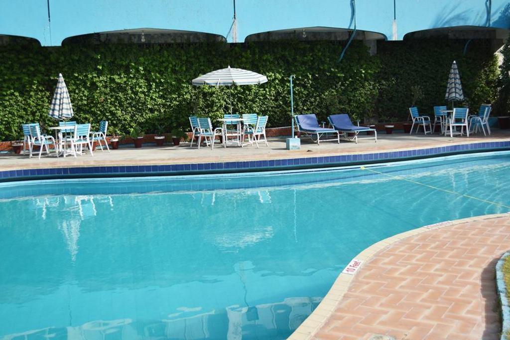 Ambassador Hotel Lahore - image 4