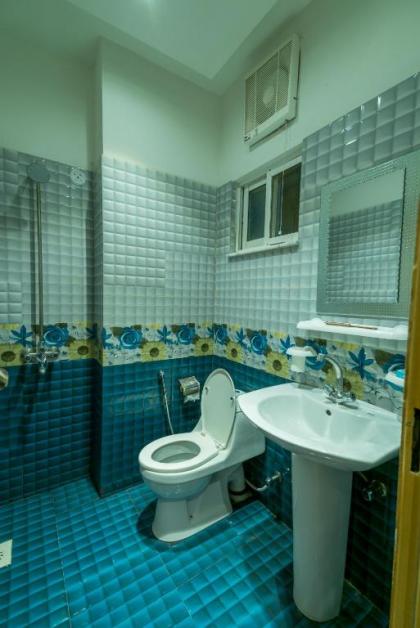 BnB Hotel - image 8