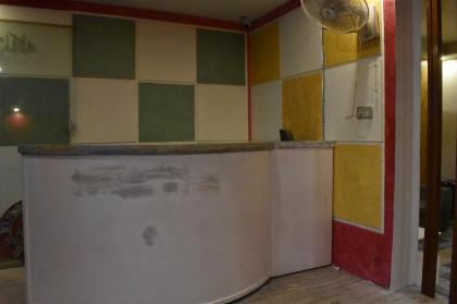Safari hotel Jail Road - image 2
