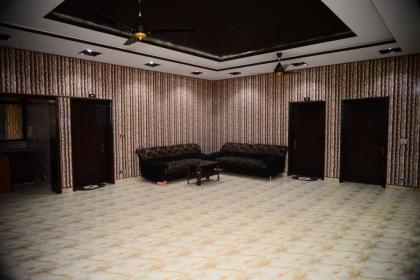 Hotel 12J - image 16