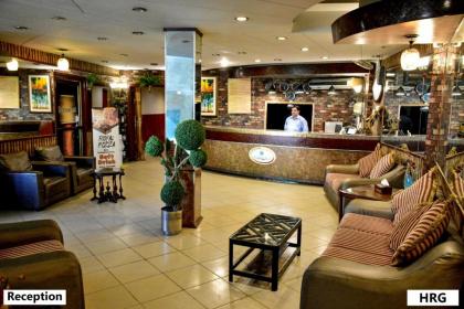 Hotel Royal Gardens Lahore - image 11