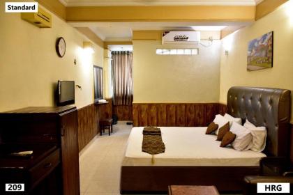 Hotel Royal Gardens Lahore - image 13