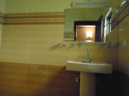 Lotus 1 Hotel - image 9