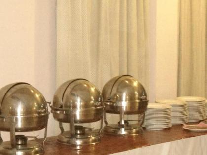 Hotel Mayfair Inn - image 11