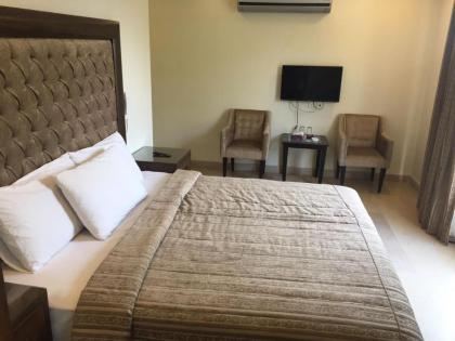 City View Hotel & Restaurant - image 11