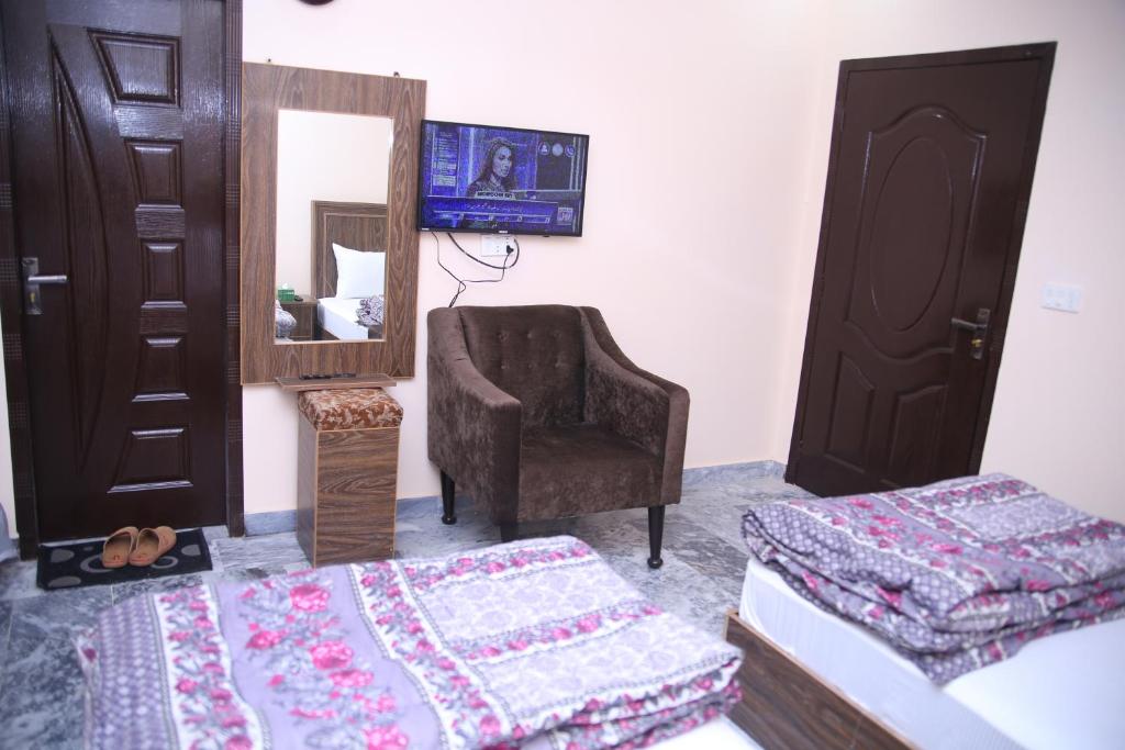 Park Hotel Lahore Family Hotel Lahore - image 4