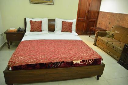 Mars Hotel Lahore - image 14