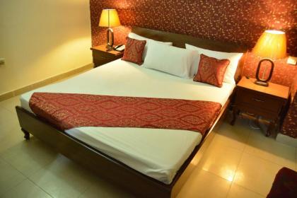 Mars Hotel Lahore - image 20
