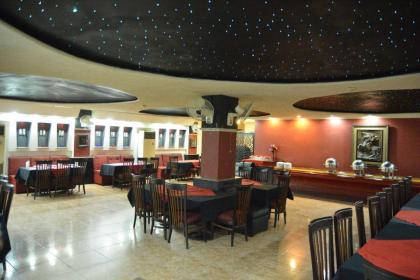 Mars Hotel Lahore - image 5