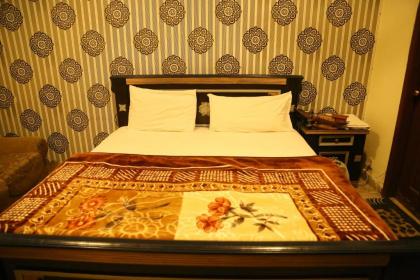Hotel Sweet Inn - image 8