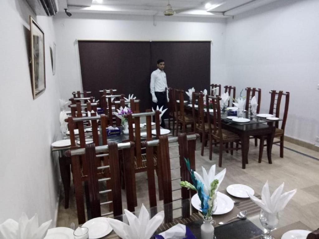 Al Fateh Hotel - image 5