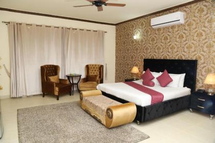 Westin Suites Guest House - image 5