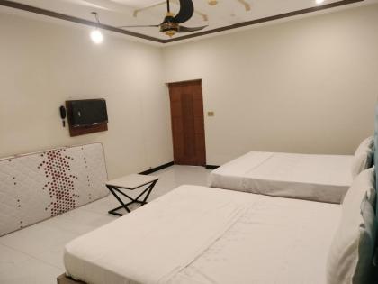 Dove Inn Hotel - image 16