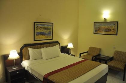 Herfa INN Hotel Lahore - image 5