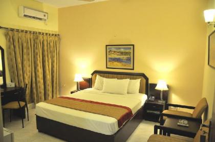Herfa INN Hotel Lahore - image 6