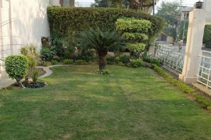 Herfa INN Hotel Lahore - image 9