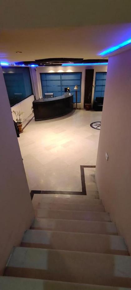 Seven Star Hotel - image 12