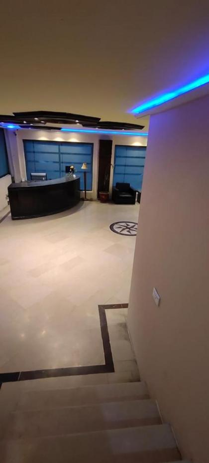 Seven Star Hotel - image 15
