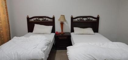 Seven Star Hotel - image 5