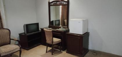 Seven Star Hotel - image 8