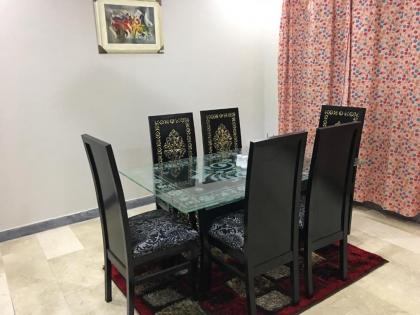 Apartment near Shaukat Khanum - image 4