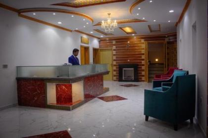 Safari Royal Hotel - image 1