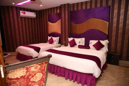 Hotel Premier Inn Gulberg - image 11