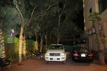 Hotel Premier Inn Gulberg - image 3
