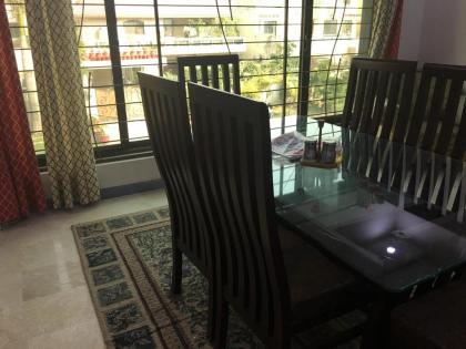 Spacious Apartment in Johar Town - image 13