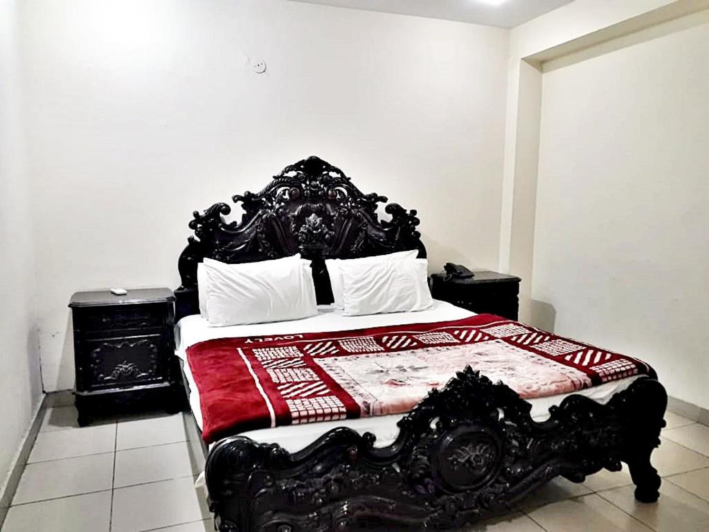 Fortville Hotel - Lahore - image 2