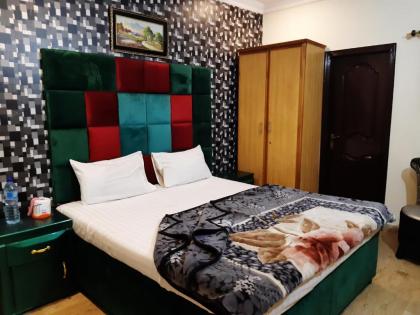 Khyber Hotel - image 17