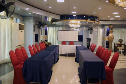 Al safina Hotel - image 12