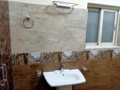 Al Burhan Express Hotel - image 6