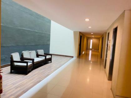 Royal Two Bed Room Luxury Apartment Gulberg - image 11