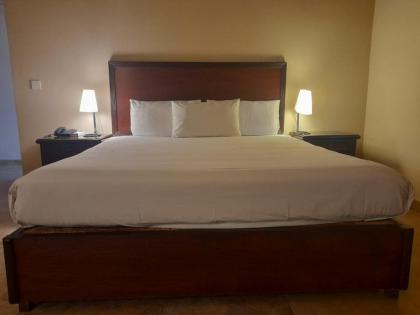 Shalimar Tower Hotel Lahore - image 21