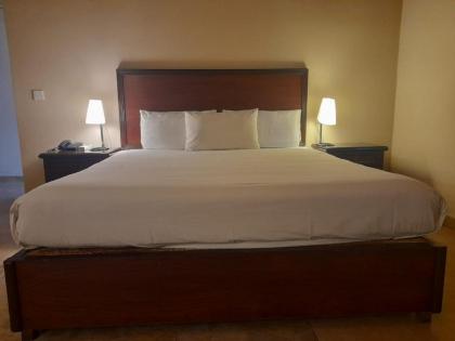 Shalimar Tower Hotel Lahore - image 22