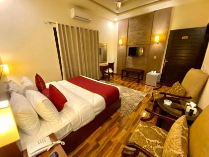 Shelton Rezidor Lahore - image 12