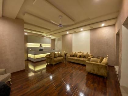 Shelton Rezidor Lahore - image 5