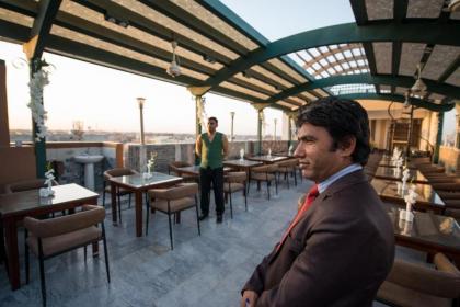 Hotel Holiday - image 7