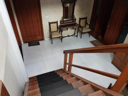 5 Bedroom Apartment in Gulberg II - image 10