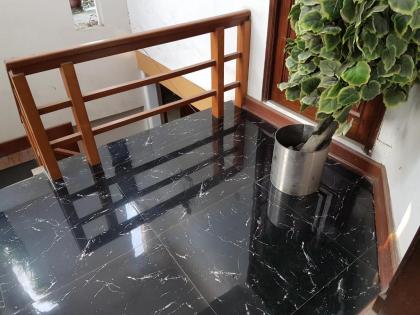5 Bedroom Apartment in Gulberg II - image 8