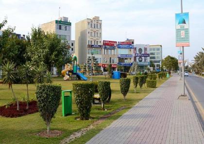 Burj Al Bahria Town Luxury Suites - image 2