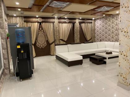 Burj Al Bahria Town Luxury Suites - image 20