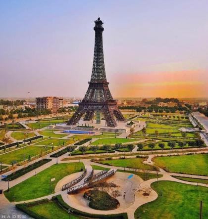 Burj Al Bahria Town Luxury Suites - image 4