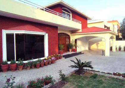Hotel Gulberg Grand - image 11