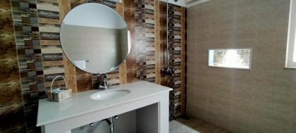 Hotel Gulberg Grand - image 17