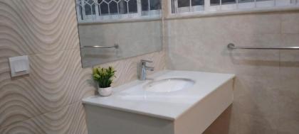 Hotel Gulberg Grand - image 4