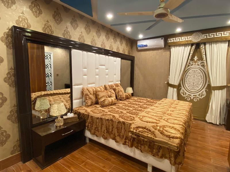 Burj Al Bahria Town Luxury Suites - main image