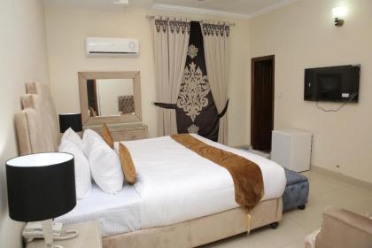 Premier Inn Grand Gulberg - image 5